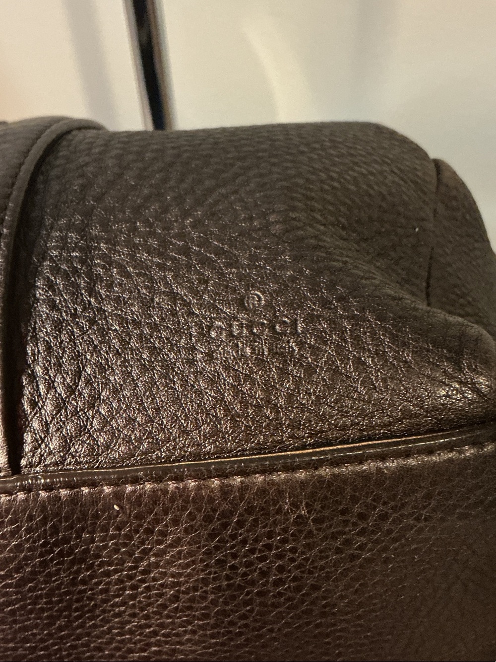 Authentic Gucci Dark Brown Pebbled Leather Toiletry Dopp Kit 9x3.5x4 GUC - Picture 5 of 8